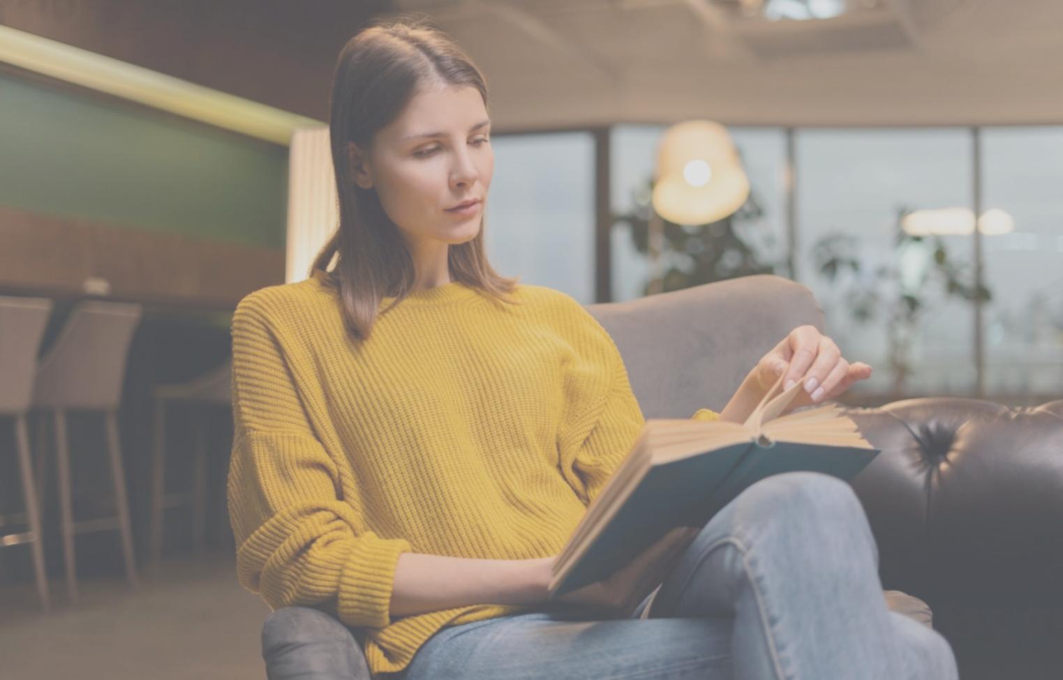 Communauté d'apprenants neurevoltiqarosantiqa échangeant sur les concepts financiers